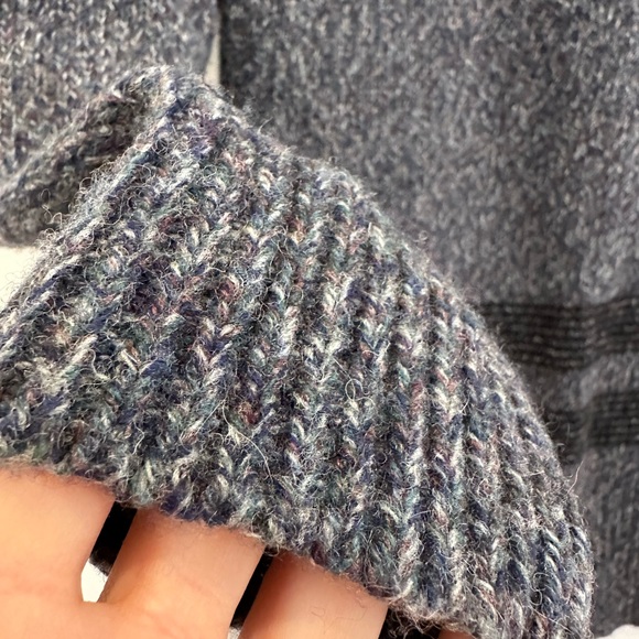 Roots lambswool turtleneck - Picture 4 of 5